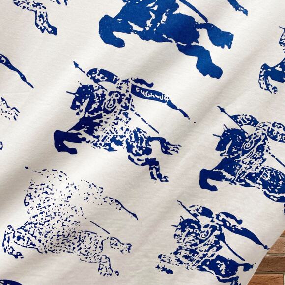 Burberry White Short Sleeve - Picture 4 of 4